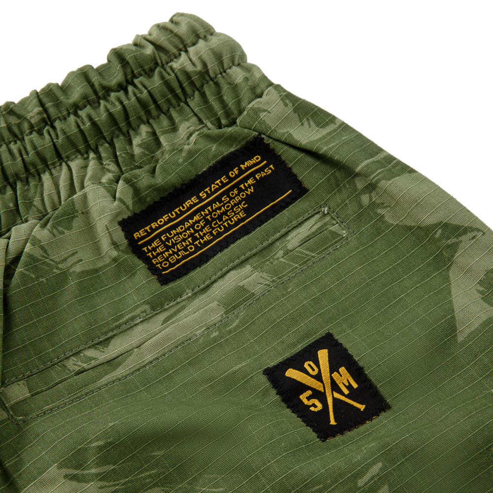 " RETROFUTURE BASIC " Jogger Camouflage