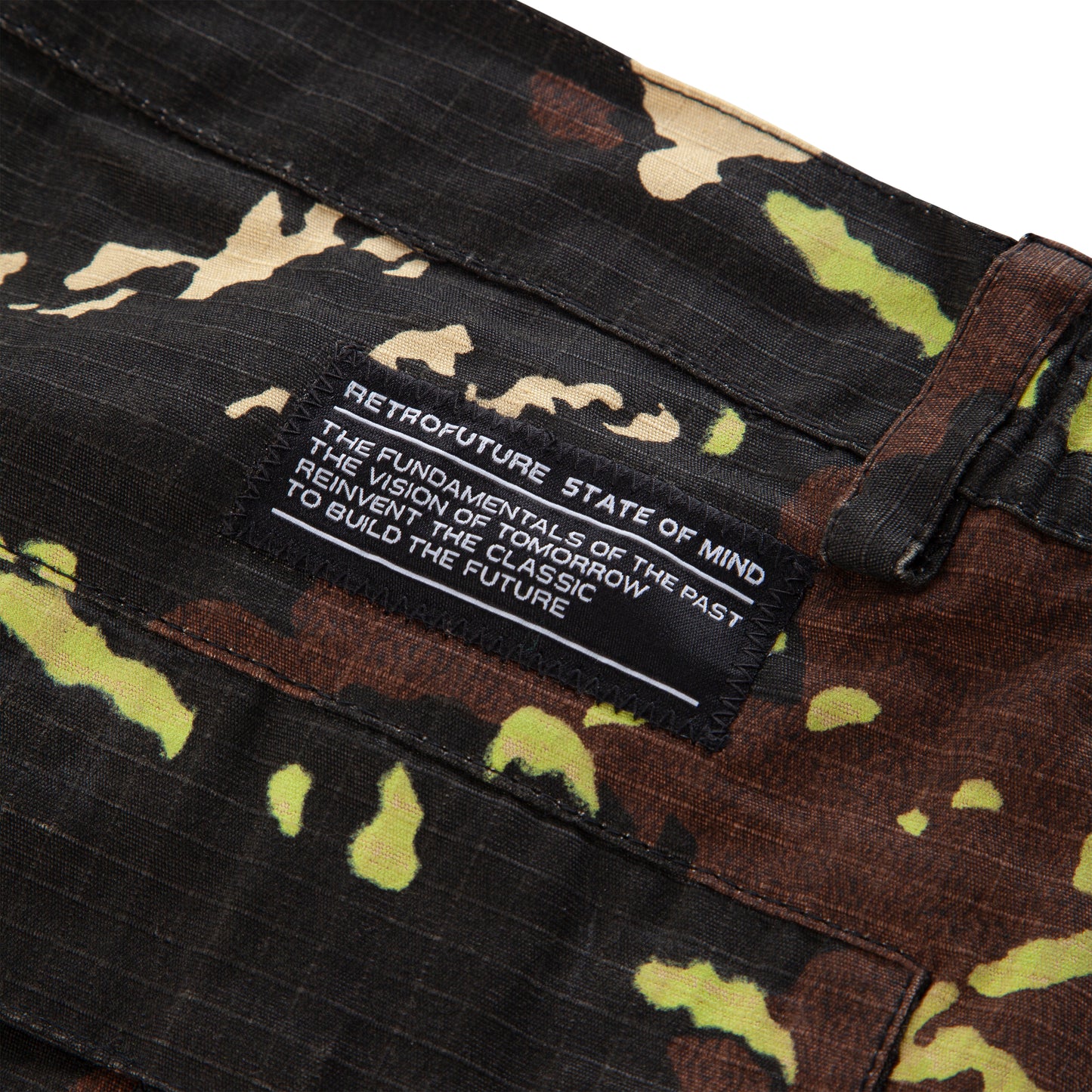 "RETROFUTURE CARGO" MultiCargo Pant Acid Camo