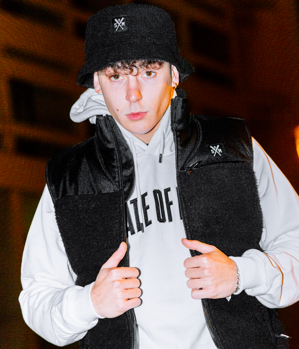 "RETROFUTURE" Sherpa Puffy Vest Black