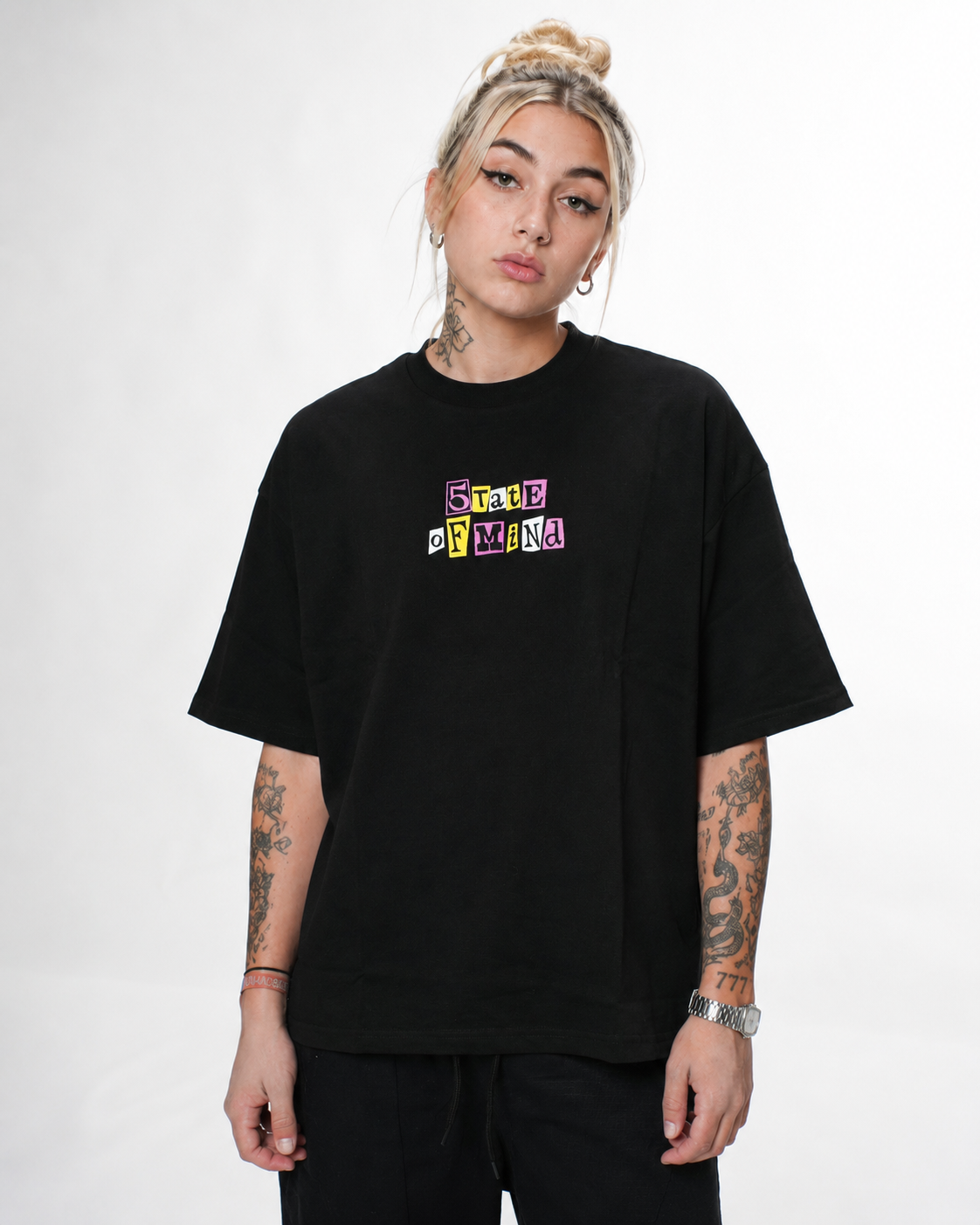 "5OM PISTOLS" T-shirt Black