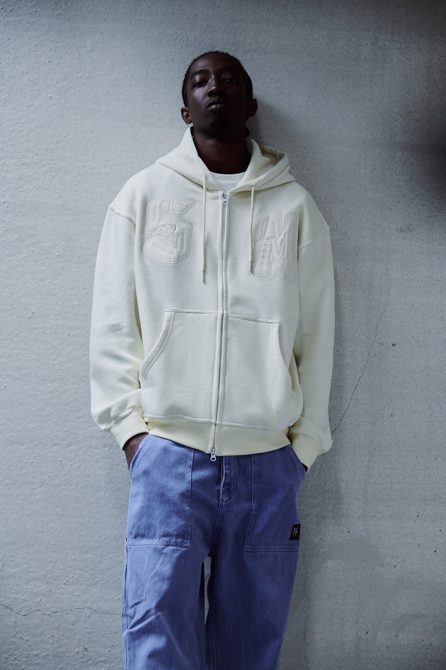"LONE WOLVES" Hoodie Zip White