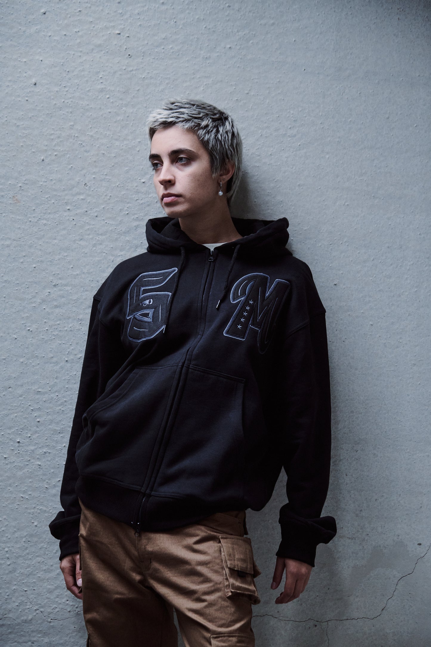 "LONE WOLVES" Hoodie Zip Black