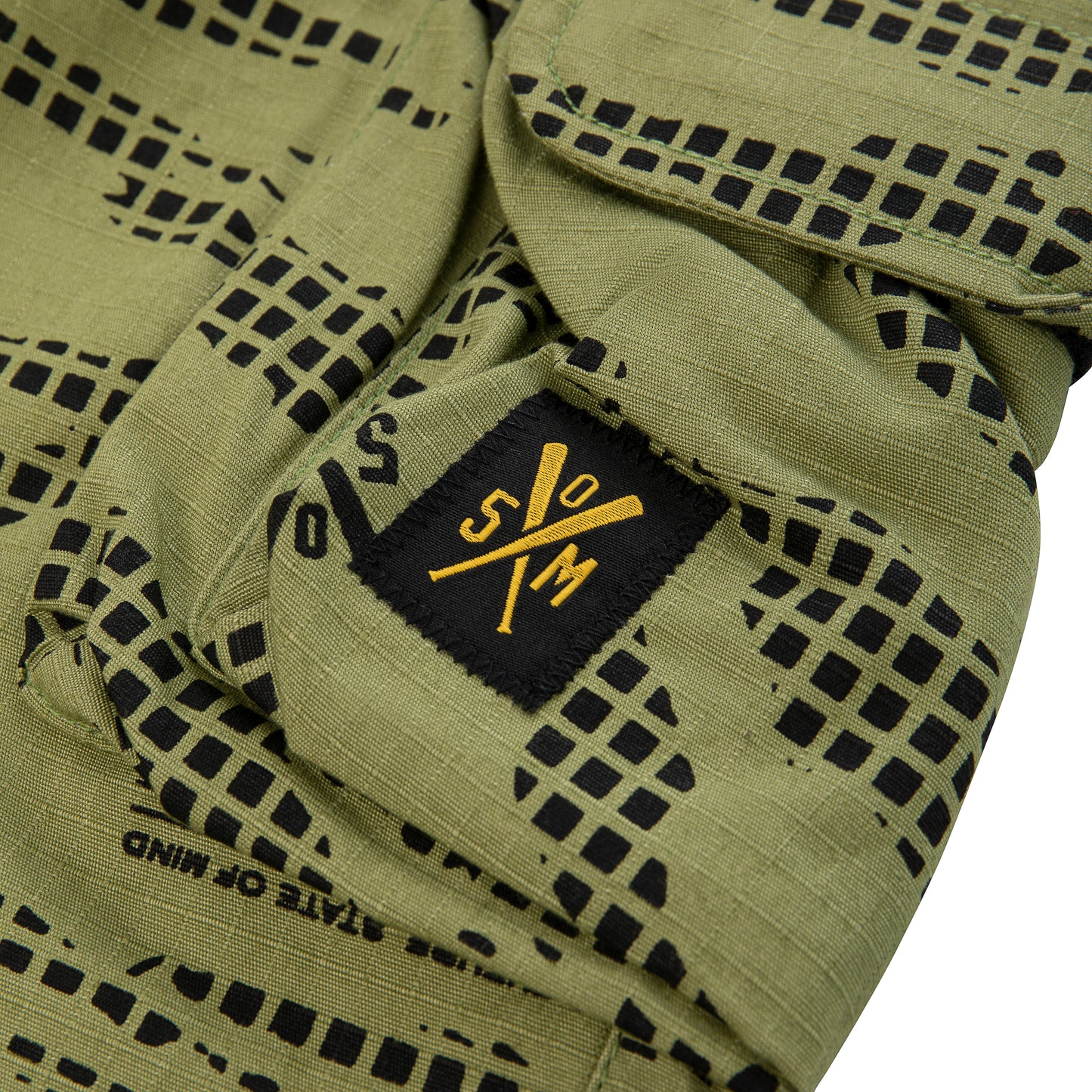 "RETROFUTURE CARGO" Ripstop Cargo Short Green Camo