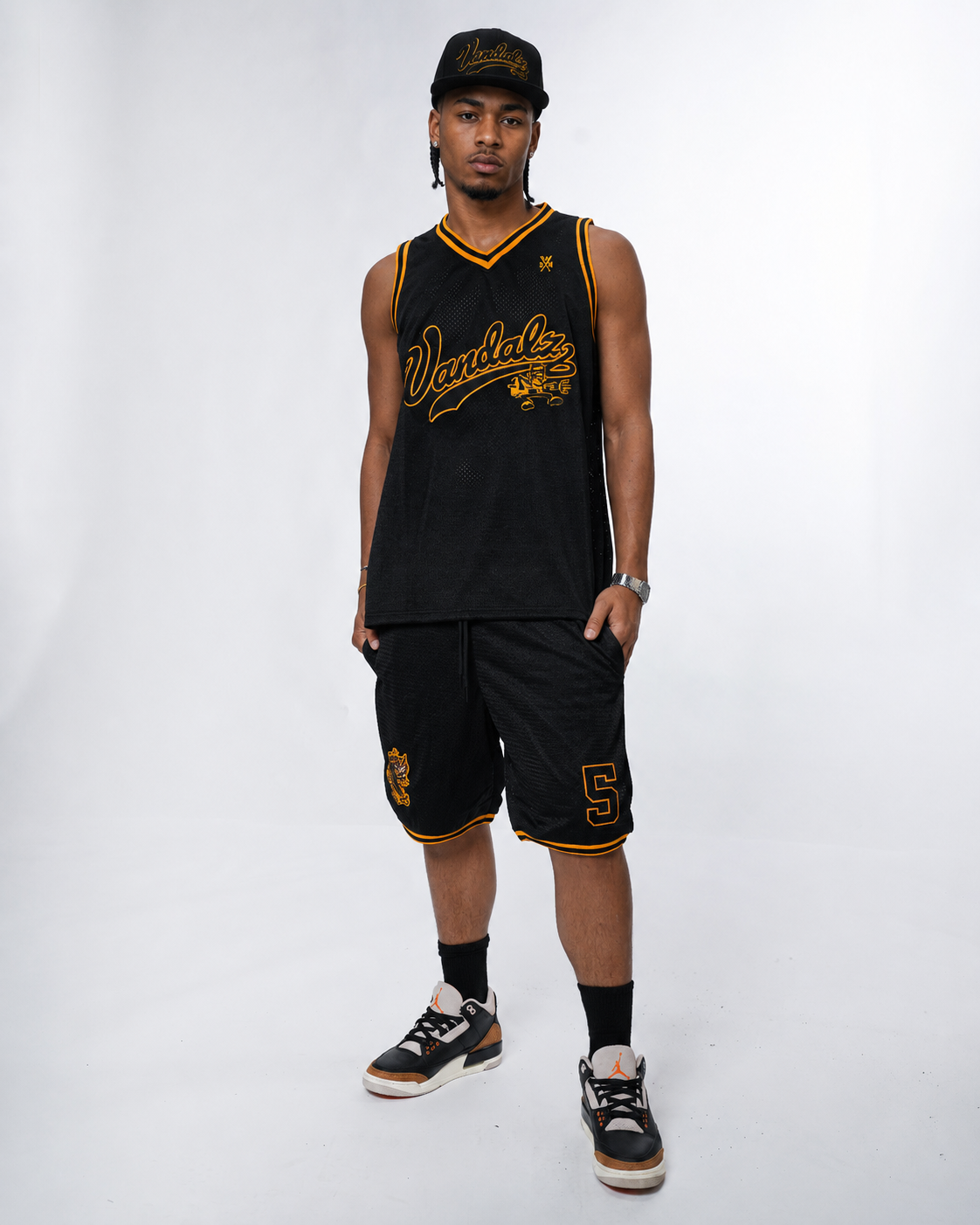 "VANDALZ" Basket Short