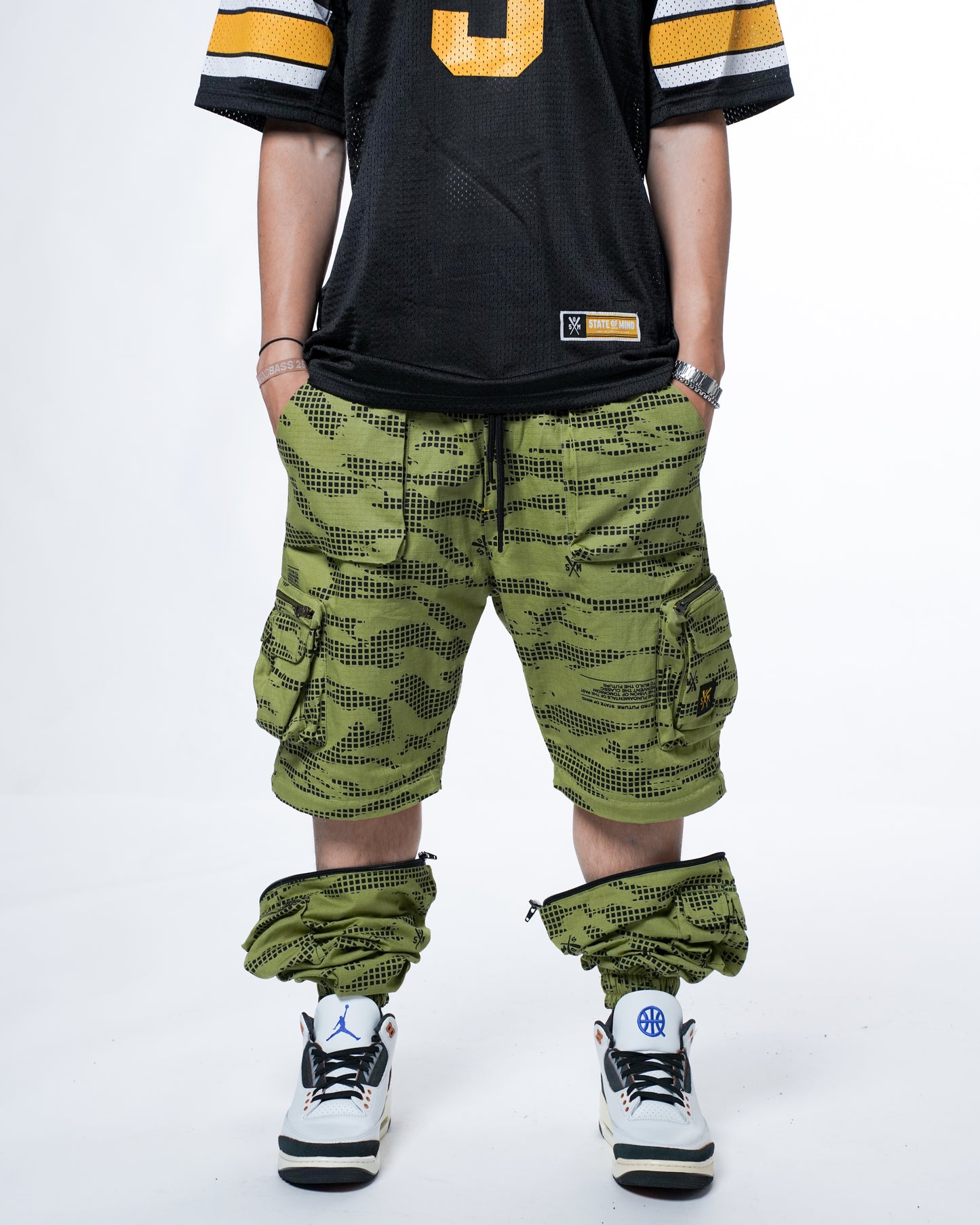 " RETROFUTURE CARGO " Modular Cargo Joggers Military Green Camo