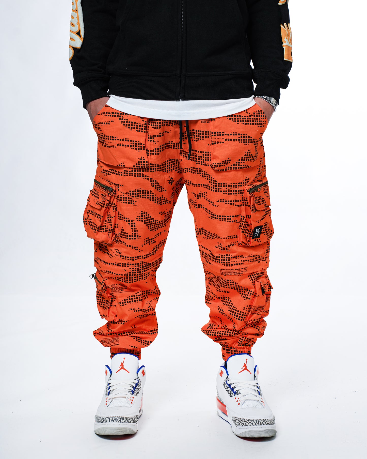 " RETROFUTURE CARGO " Modulable Cargo Jogger Orange Camo