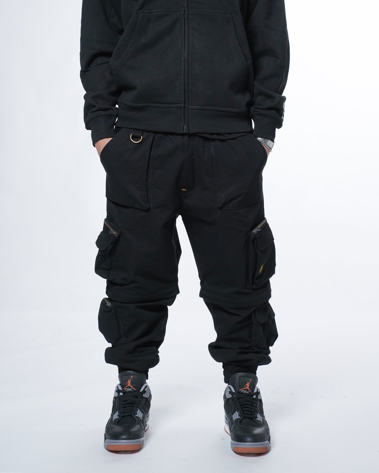 " RETROFUTURE CARGO " Modulable Cargo Jogger Black