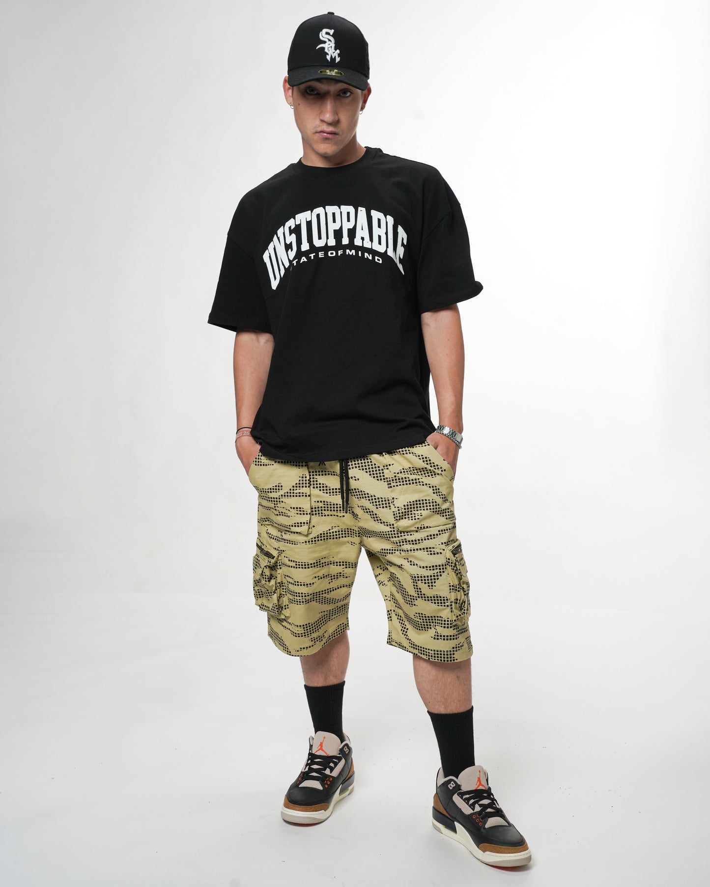 "UNSTOPPABLE" T-shirt Black