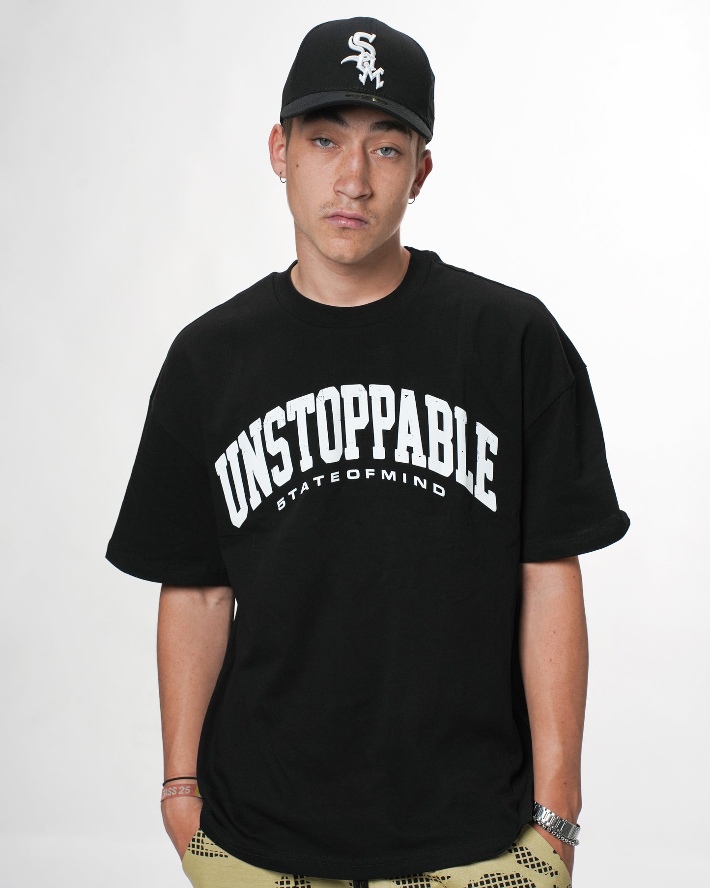 "UNSTOPPABLE" T-shirt Black