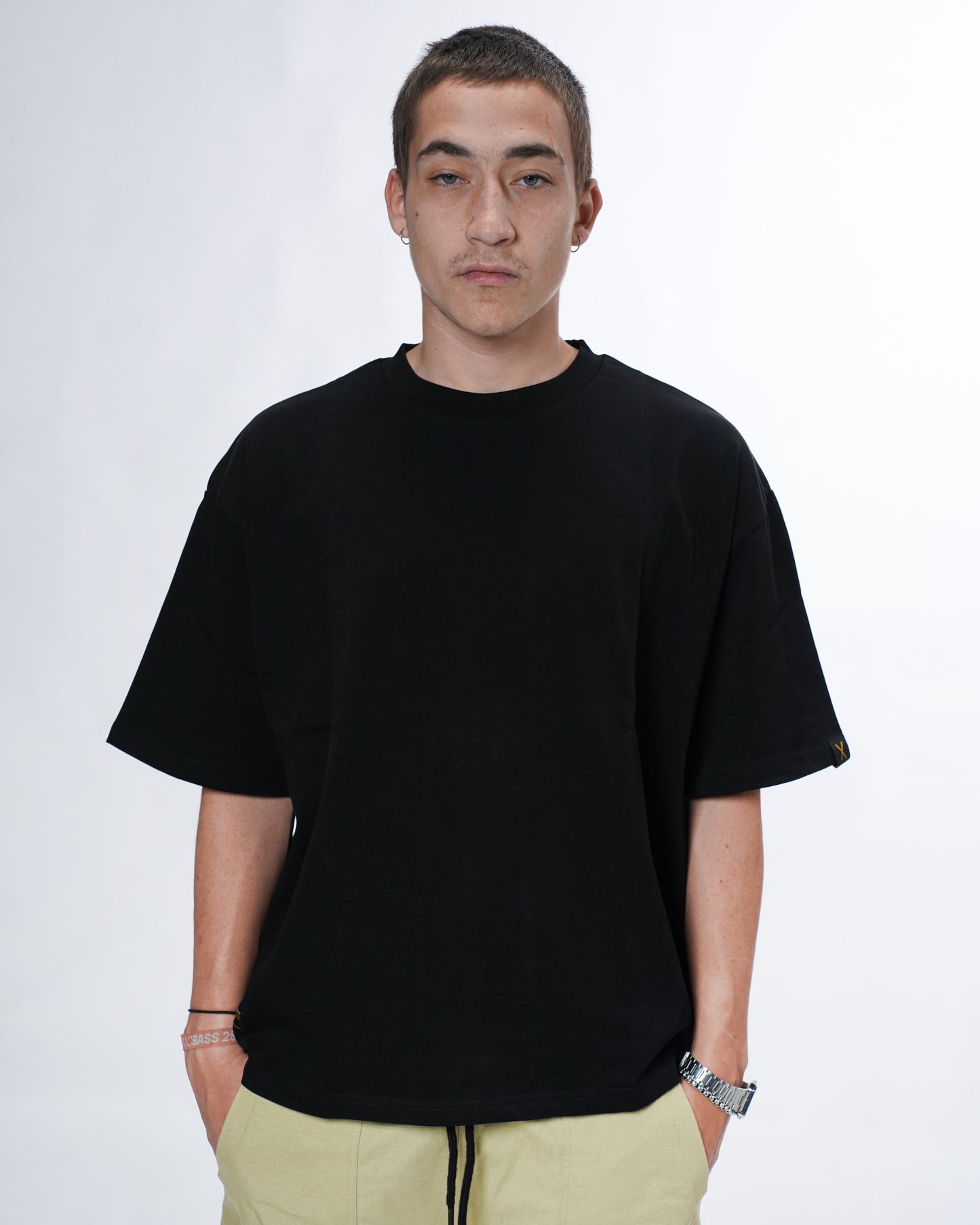 "RETROFUTURE BASIC" T-shirt Black Boxy