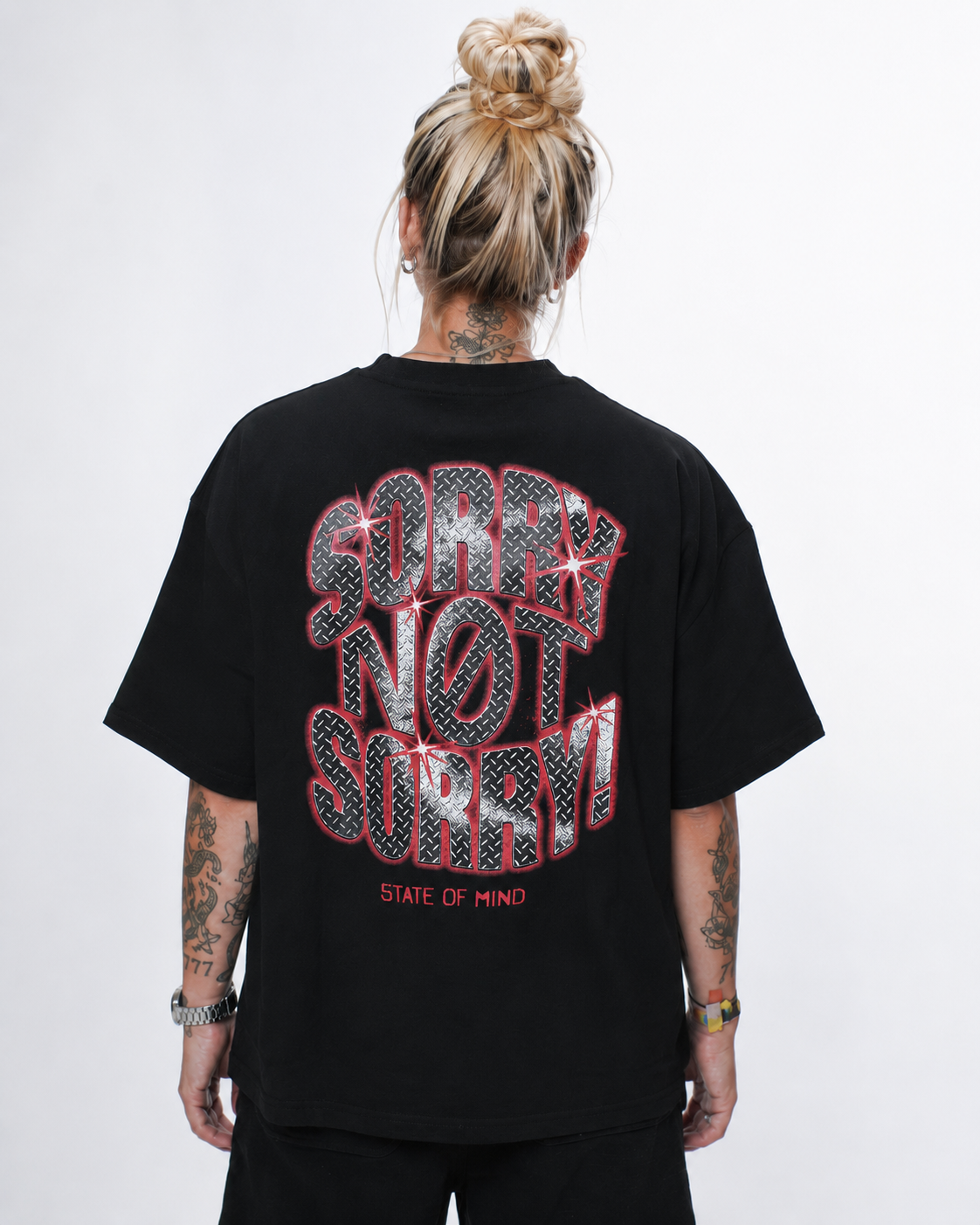 "SORRY NOT SORRY" T-shirt Black